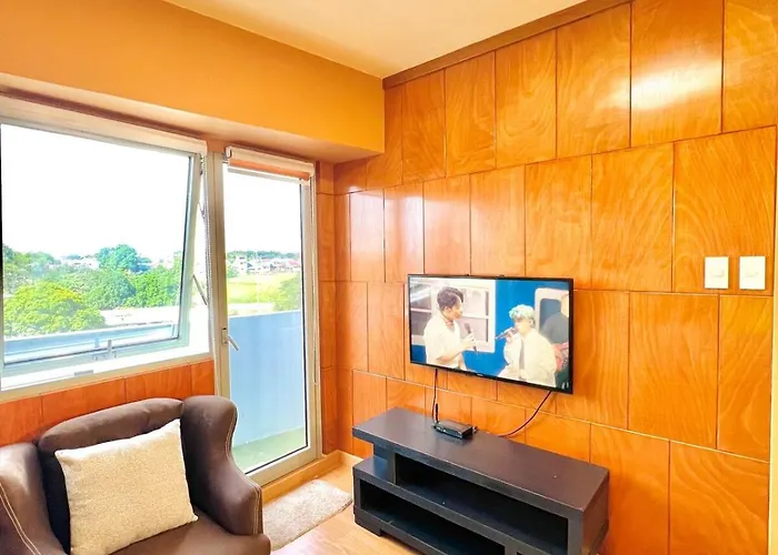 Family Friendly & Free Parking,pool,washingmachine Apartamento *
