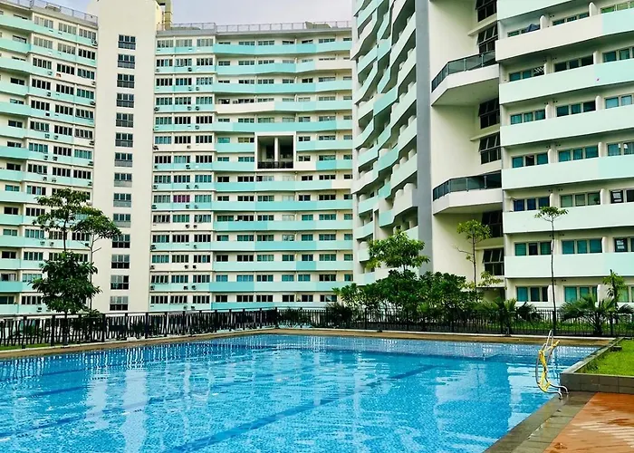 Apartamento Family Friendly & Free Parking,pool,washingmachine *
